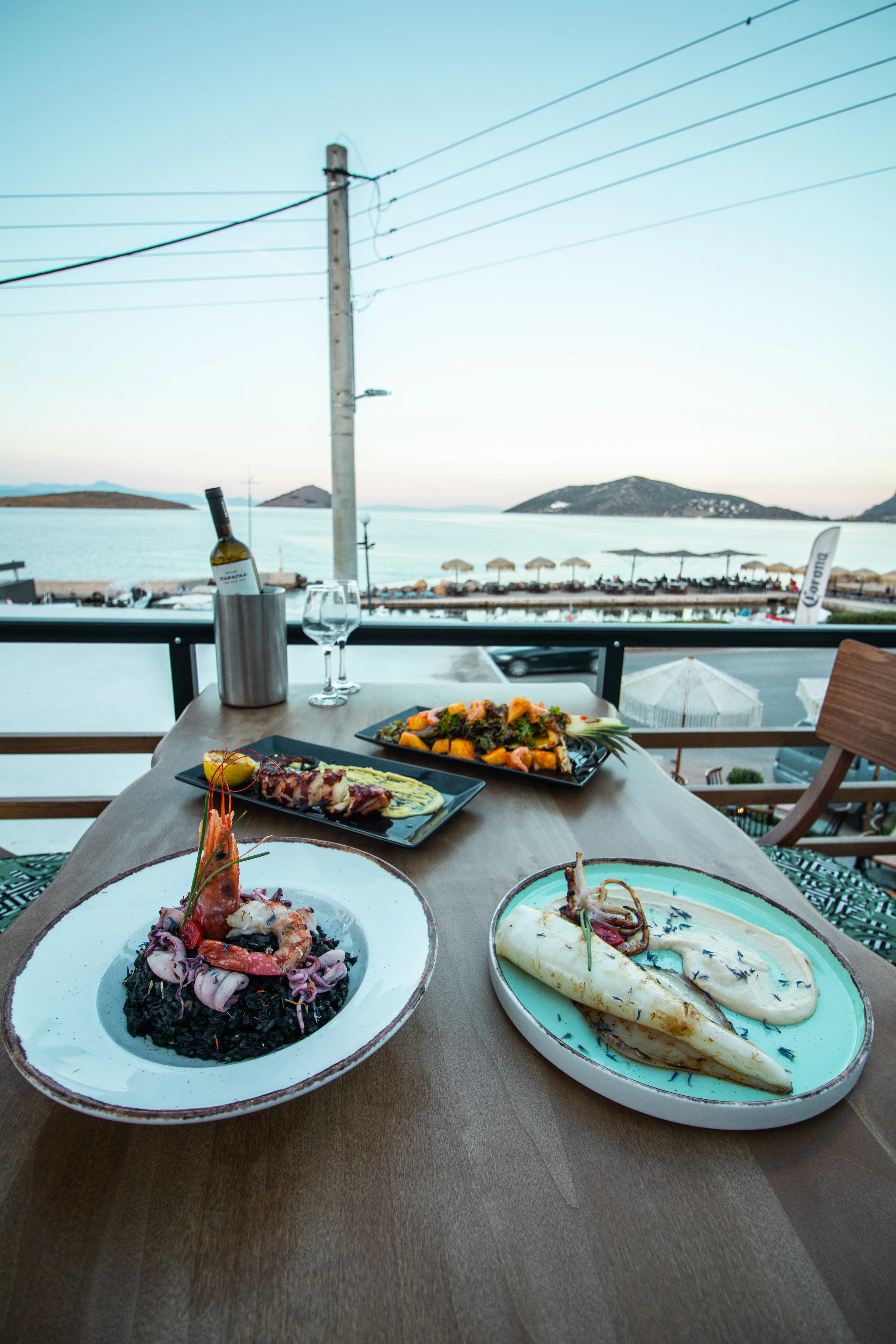 Κοκτέιλ δίπλα στην πισίνα Πόρτο Ράφτη - Porto Faros 9